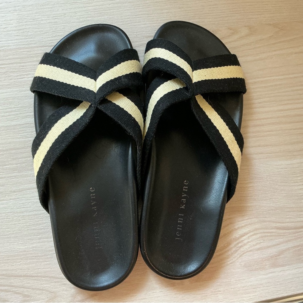Jenni Kayne Black and Tan Criss-Cross Sandals